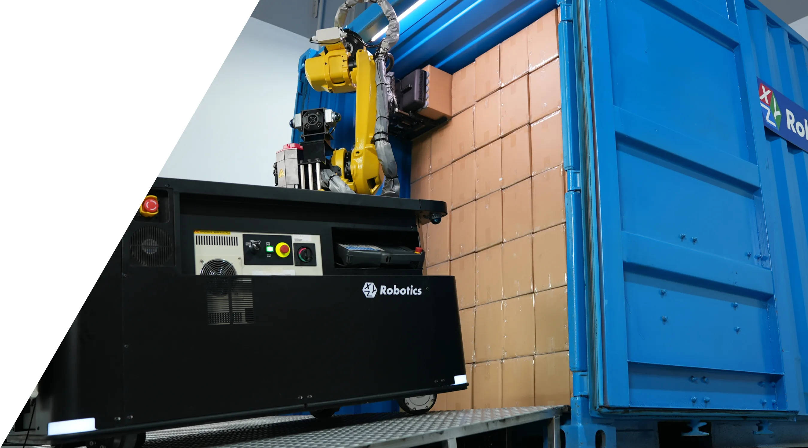 RockyOne es compacto y autónomo, adaptándose a varios tipos de cajas y contenedores