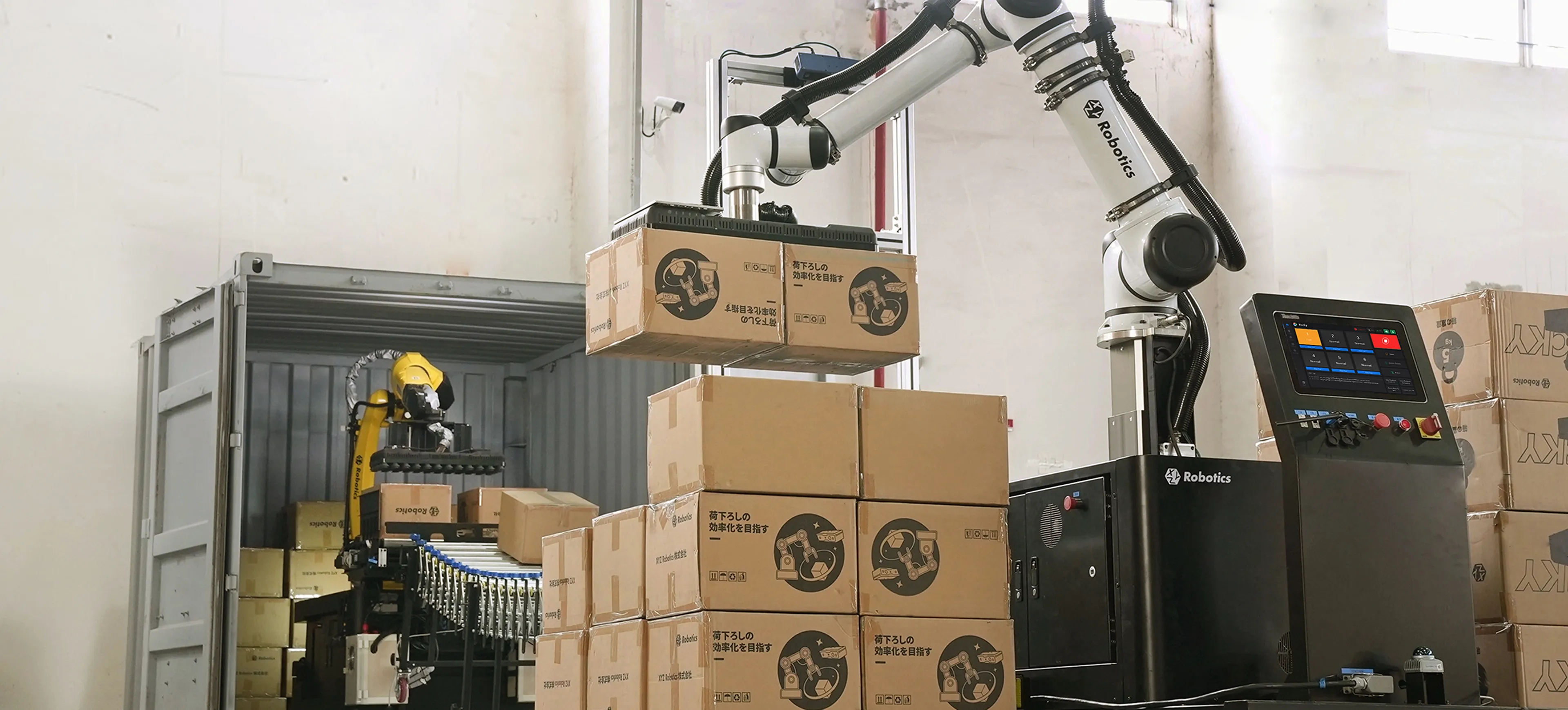 Soluzione robotica di carico di camion con scatole sfuse tramite robot Rocky per automazione logistica outbound
